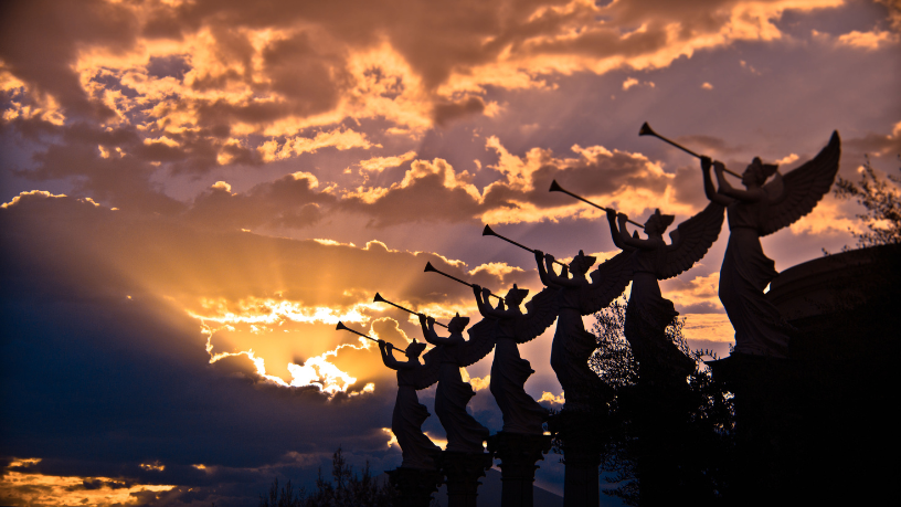 Com Jose Eduardo De Oliveira e Silva, descubra como a purificação entre Céu, Inferno e Purgatório guia nossa existência.