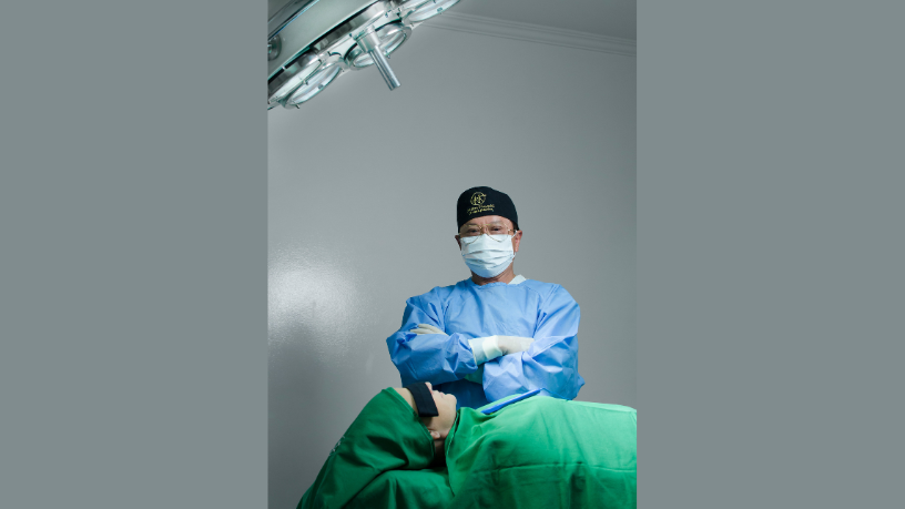 Por que ter uma equipe multidisciplinar é essencial na cirurgia plástica? Descubra neste artigo Uma equipe multidisciplinar é essencial na cirurgia plástica para garantir cuidado integral, destaca Milton Seigi Hayashi.