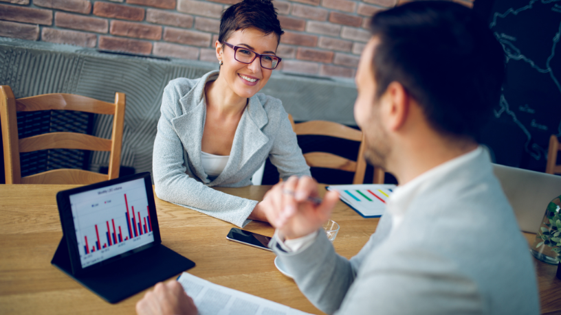 2026: o ano em que ninguém vai trabalhar mas todo mundo vai discutir e o impacto dessa nova dinâmica social